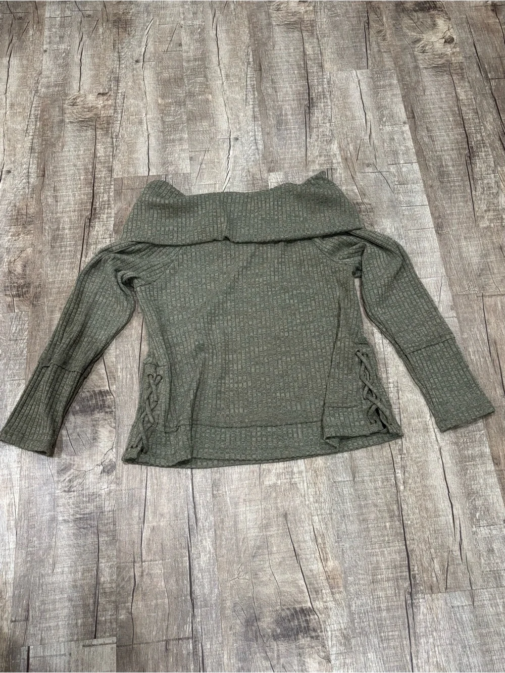 Women’s Cowl Neck w/side Lace -Up detail sweater Knox Rose Large